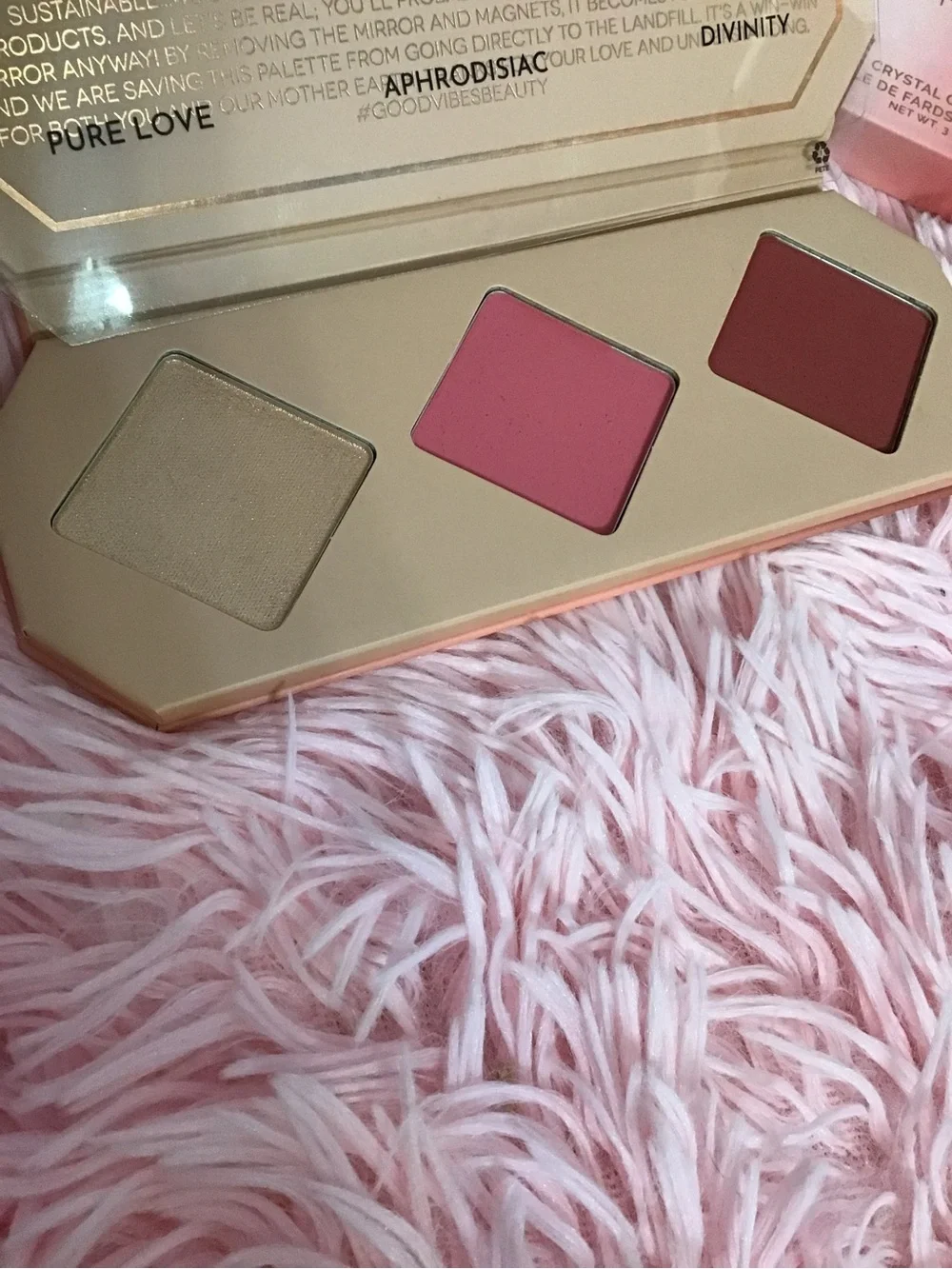 New ATHR Beauty Ruby Blush Highlighter Cheek Trio Palette Pink & Rose Tones Vega